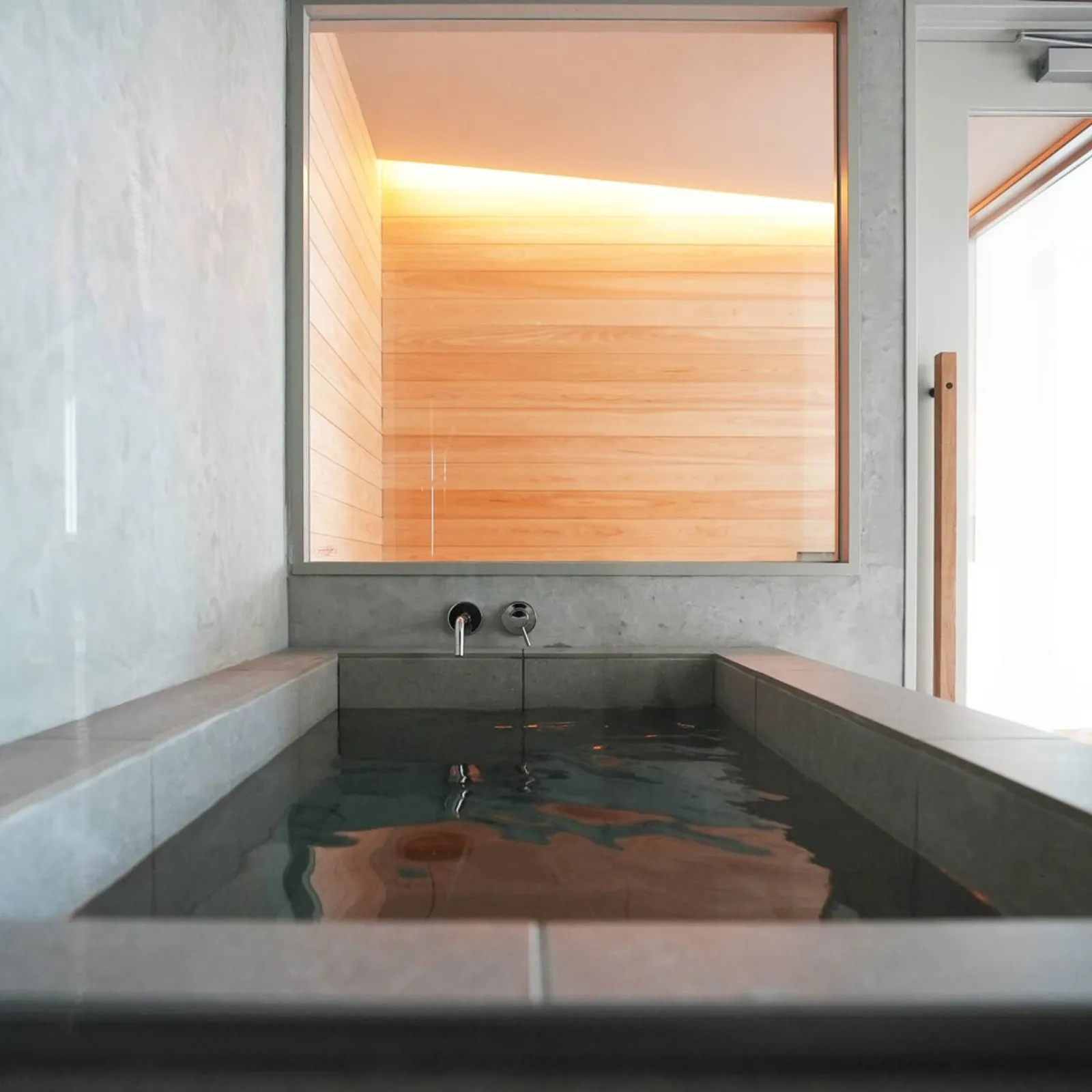 Atami 3