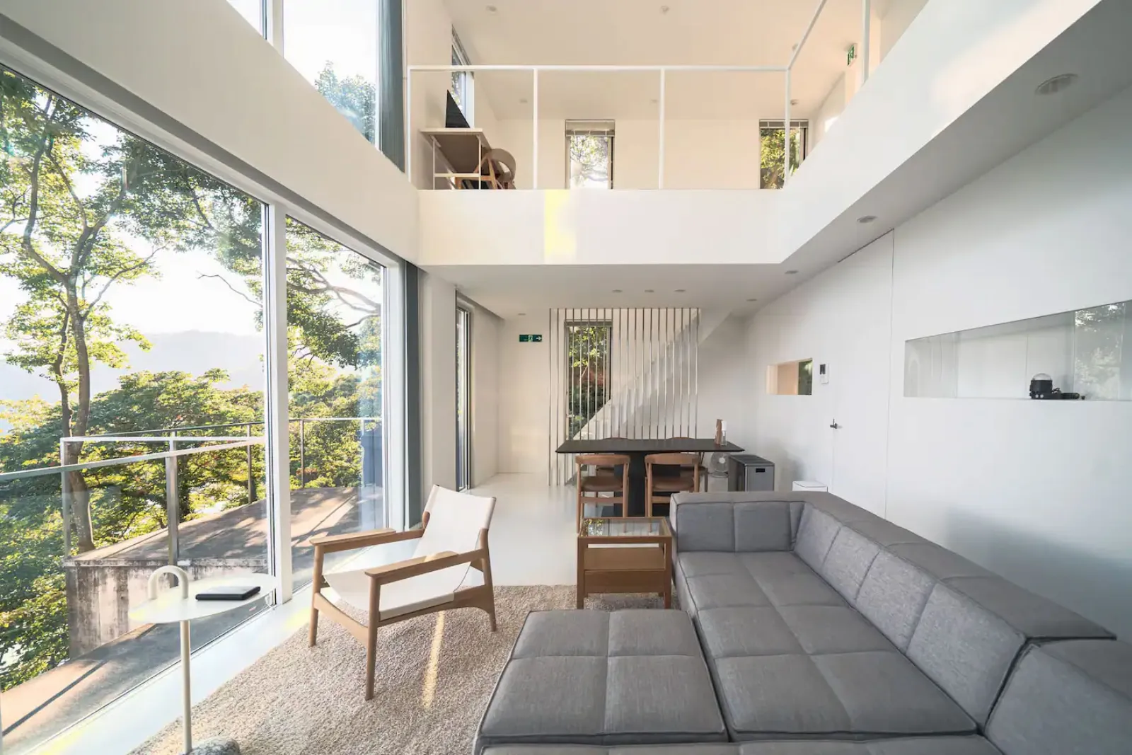 Atami exterior